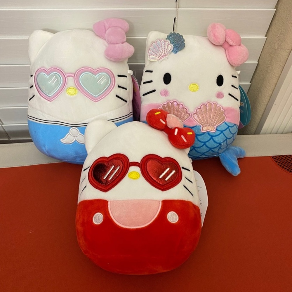 6.5” Hello Kitty Squishmallow Bundle
